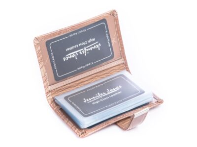 Wizytownik damski skórzany lakierowany beżowe piórka Jennifer Jones - obrazek 3