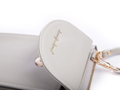 Mini torebka portfel na telefon z paskiem na szyję szara Jennifer Jones - obrazek 6