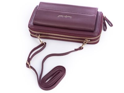 Portfel damski z kieszenią na telefon i paskiem na ramię bordowy Jennifer Jones - obrazek 3