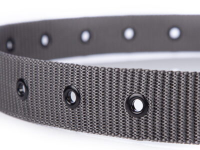 Mocne, metalowe oczka