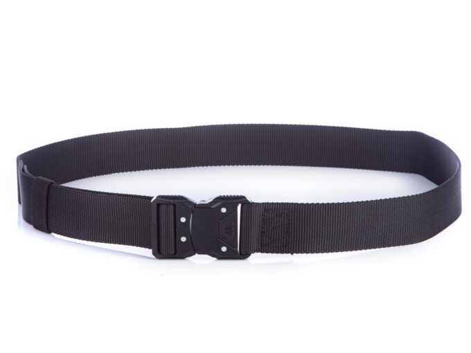 Czarny pas taktyczny z klamrą z przyciskiem SERGEJ