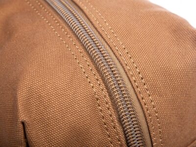 Podwójne obszycia i solidne zamki błyskaiwczne