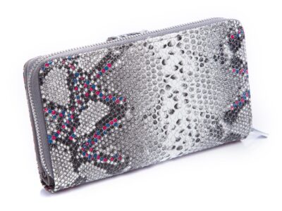 Srebrny lakierowany portfel z kolorowymi kropeczkami Jennifer Jones - obrazek 3