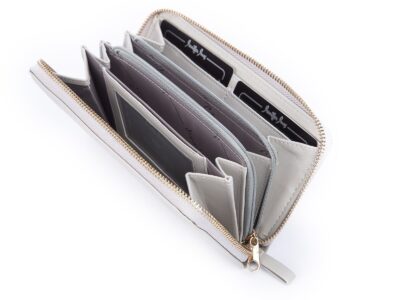 Gładki kopertowy portfel damski jasnoszary Jennifer Jones - obrazek 3