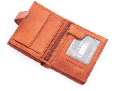 Pionowy portfel męski skórzany jasnobrązowy zapinany na zatrzask WILD - obrazek 4