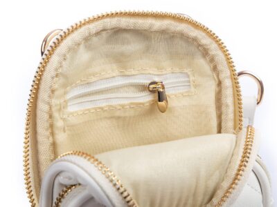 Mini torebka damska pionowa pikowana biała Jennifer Jones - obrazek 8