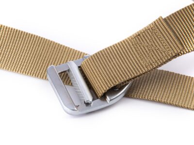 Taktyczny pas męski do spodni z metalową trójkątną klamrą zaciskową beżowy BERMUDA - obrazek 7