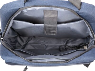 Elegancki granatowy plecak na studia z kieszenią na laptopa - obrazek 9