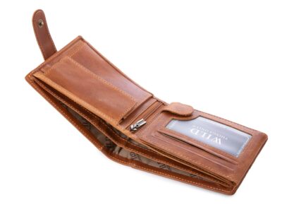 Portfel męski skórzany brązowy zapinany na paseczek z zatrzaskiem RFID - obrazek 5