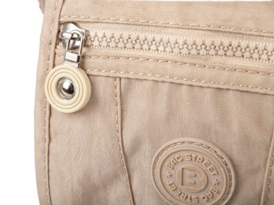 Jasnobeżowa turystyczna torebka na ramię lekka z kreszu Bag Street - obrazek 3