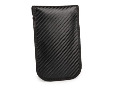 Etui na karty czarne pionowe z wzorem imitującym carbon - obrazek 2