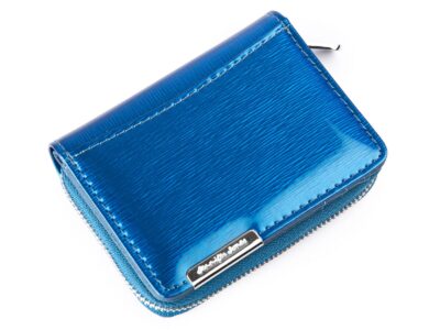 Mały lakierowany niebieski portfel damski Jennifer Jones - obrazek 3