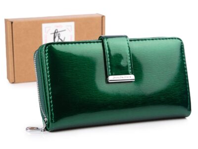 Zielony Portfel damski butelkowa zieleń Jennifer Jones błyszczący