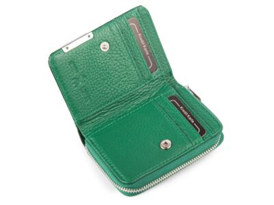 Mały portfel damski lakierowany butelkowa zieleń Jennifer Jones - obrazek 3