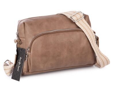 Brązowa nieduża torebka damska na ramię z miękkiej skóry ekologicznej Jennifer Jones