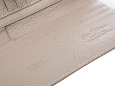 Duży portfel damski srebrny w granatowe motylki RFID Peterson - obrazek 8