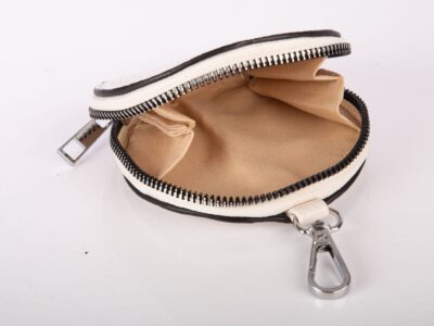 Jasnobeżowy plecak damski na jedno ramię miejski elegancki - obrazek 11