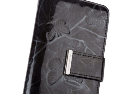 Duży portfel damski Jennifer Jones w kolorze czarnym z motywem motylków lakierowany RFID - obrazek 8