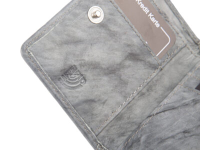 Mały szary portfel damski z miękkiej skóry naturalnej z ochroną RFID Money Maker - obrazek 4