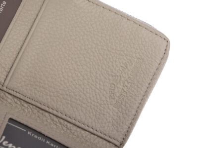 Duży portfel damski Jennifer Jones w kolorze srebrnym z motywem motylków lakierowany RFID - obrazek 9