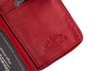 Duży portfel damski Jennifer Jones w kolorze czerwonym z motywem motylków lakierowany RFID - obrazek 7