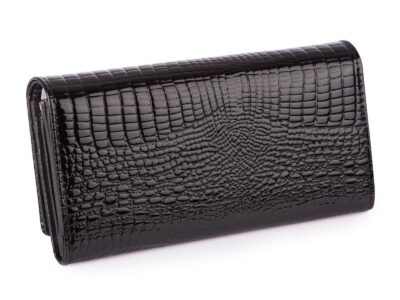 Portfel damski czarny lakierowany z kieszenią zapinaną na bigiel wewnątrz RFID - obrazek 2