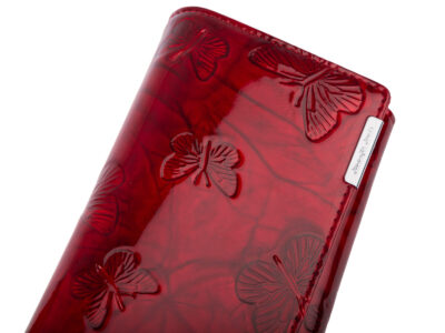 Duży poziomy portfel damski lakierowany z wzorem w tłoczone motylki czerwony - obrazek 7