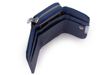 Mała portmonetka damska lakierowana niebieska z motylkami Jennifer Jones - obrazek 5