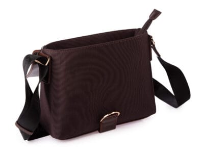 Elegancka brązowa torebka damska Jennifer Jones z klapką na karabińczyk - obrazek 5