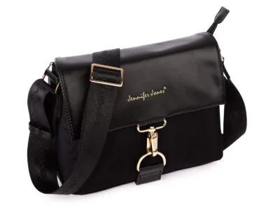 Elegancka czarna torebka damska Jennifer Jones z klapką na karabińczyk