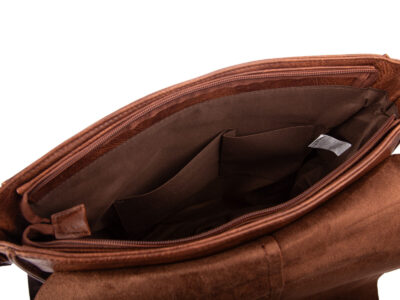 Torba męska na ramię studencka mieszcząca format A4 z klapą, w kolorze brązowym - obrazek 7