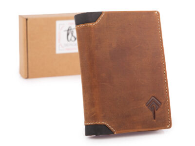 Pionowy portfel męski skórzany szyty ręcznie brązowy Ekavale z ochroną RFID