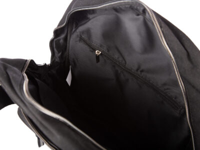 Lekki plecak miejski materiałowy w kolorze czarnym ORMI - obrazek 6