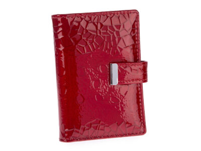 Etui Na Karty Damskie Lakierowane Czerwone z tłoczoną marmurkową teksturą