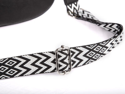 Czarna saszetka damska nerka na ramię z miękkiej skóry ekologicznej Jennifer Jones - obrazek 5