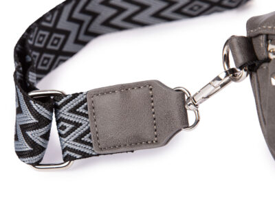 Szara saszetka damska nerka na ramię z miękkiej skóry ekologicznej Jennifer Jones - obrazek 4