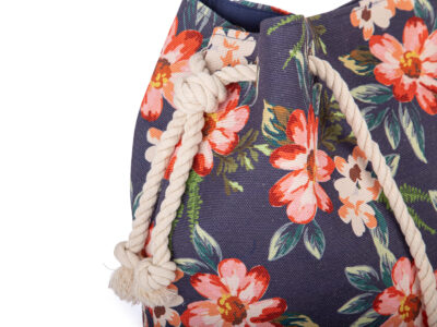 Granatowa duża torba damska na sznurkach vintage shopperka z wzorem w kwiaty - obrazek 2