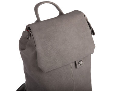 Szary mały plecak damski miejski z miękkiej skóry ekologicznej z klapką - obrazek 3