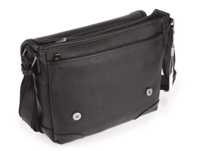 Czarna pozioma torba męska na ramię  średnia elegancka z klapą Bellugio - obrazek 5