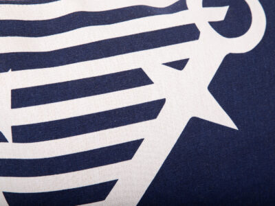 Torba plażowa z uchwytami ze sznurków granatowa z kotwicą Bellugio - obrazek 5