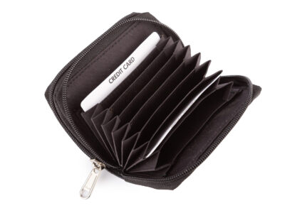 Mała, czarna, saszetka męska z mocowaniem do paska od spodni - obrazek 3