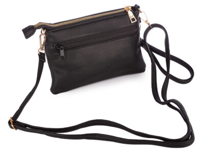 Mała bankietowa torebka damska na ramię w kolorze czarnym ze złotymi okuciami - obrazek 3