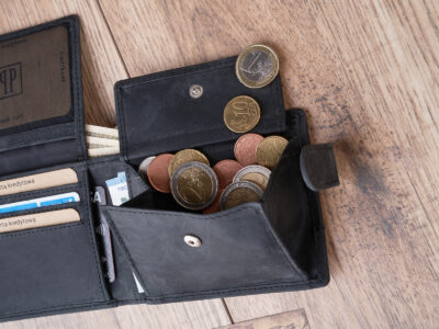 Poręczny, czarny portfel męski ze skóry naturalnej i mocnego canvasu Paolo Peruzzi - obrazek 7