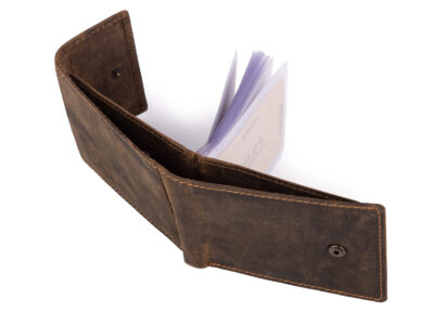 Pionowe brązowe skórzane etui na karty płatnicze, dokumenty i banknoty w stylu vintage - obrazek 4