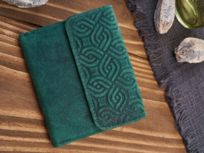 Mały portfel damski zielony skórzany w stylu vintage Paolo Peruzzi - obrazek 3