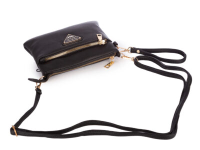 Mała bankietowa torebka damska na ramię w kolorze czarnym ze złotymi okuciami - obrazek 2