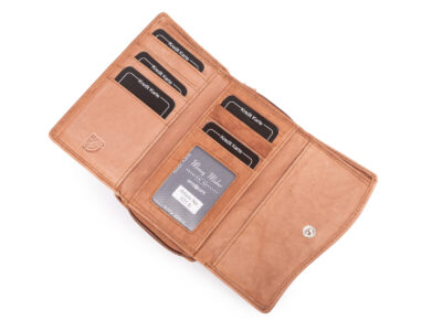 Duży damski portfel beżowy uszyty z miękkiej i przyjemnej w dotyku skóry naturalnej RFID - obrazek 3