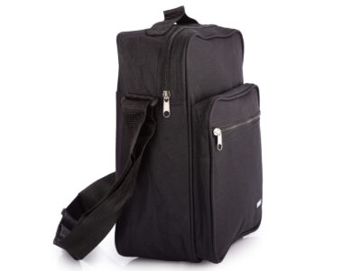 Materiałowa, pionowa torba męska na ramię w kolorze czarnym do pracy. - obrazek 3