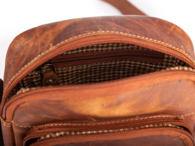 Wygodna brązowa torba męska na ramię skórzana w stylu vintage Jorey - obrazek 9