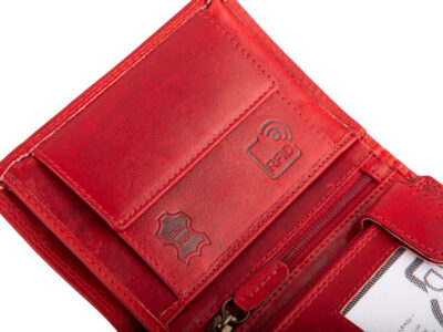 Pionowy portfel wykonany w 100% ze skóry naturalnej z RFID czerwony Blue Burry - obrazek 3